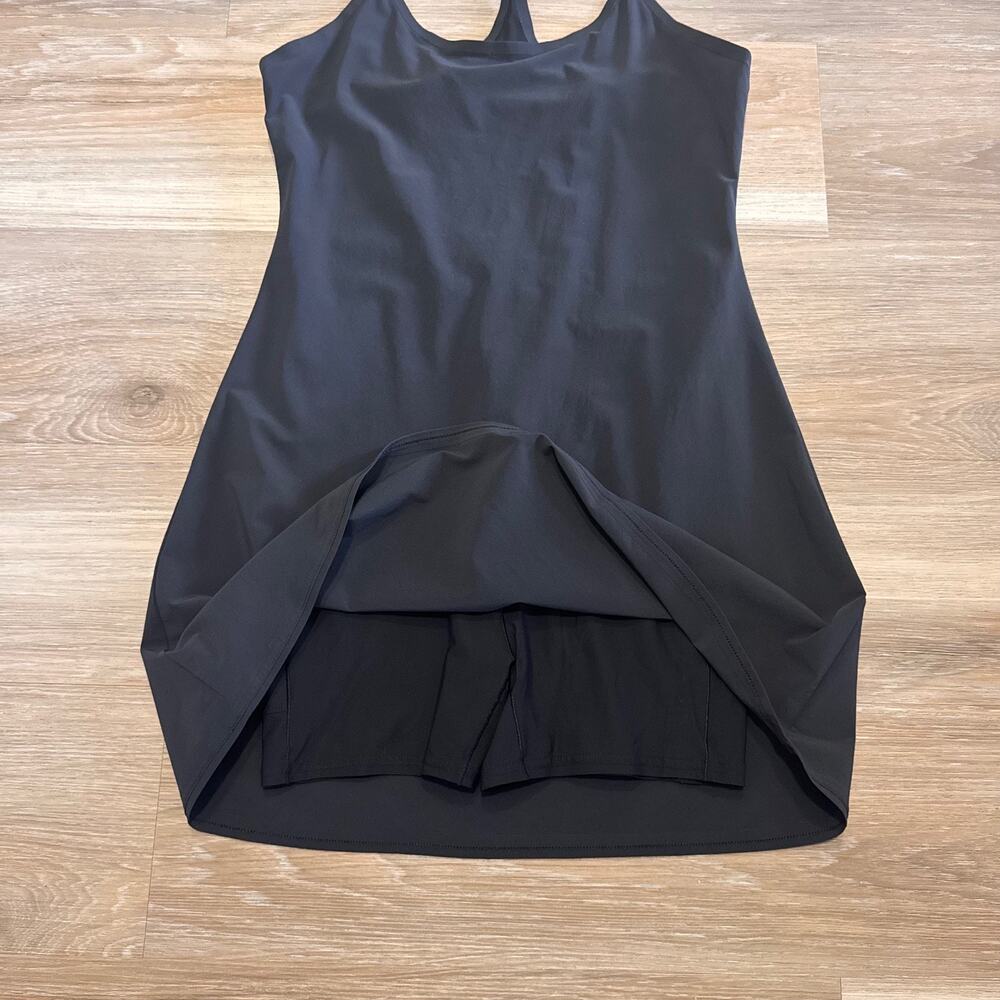 Outdoor Voices Exercise Dress Black Racerback Built-In Shorts Size M - Picture 11 of 11